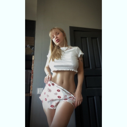    ���������  ��i�a����  ��������i�